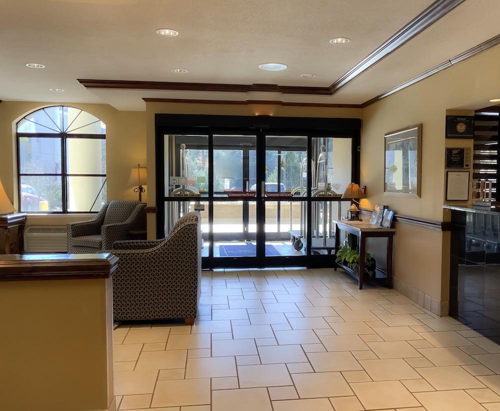 Baymont By Wyndham Asheville/Biltmore Экстерьер фото