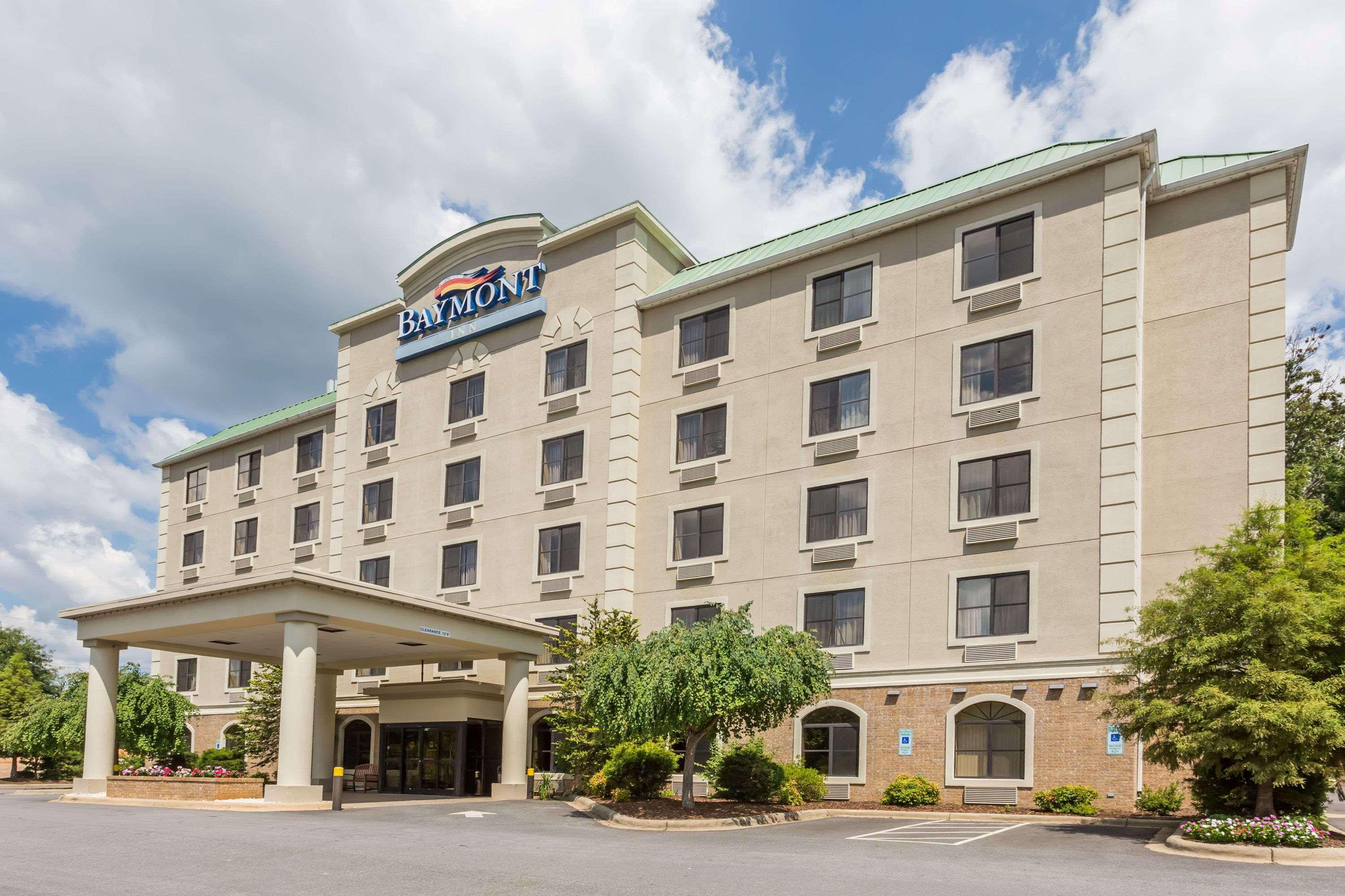 Baymont By Wyndham Asheville/Biltmore Экстерьер фото